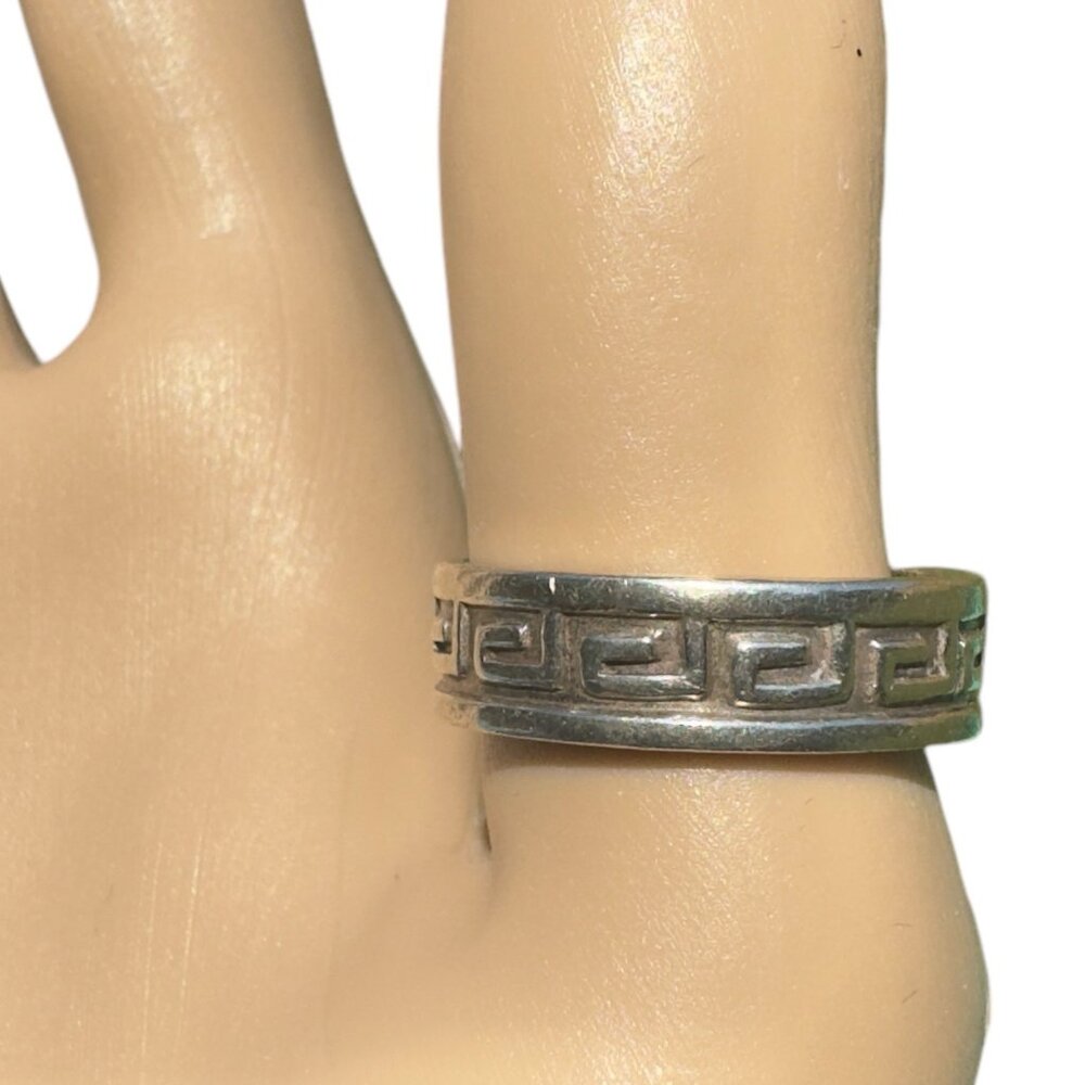 Vintage Sterling Silver Greek Key Pattern Ring Stamped 925 Size 8